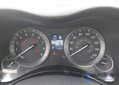 2015 Infiniti Q70 3.7 z USA, uszkodzony, nr VIN JN1BY1AP4FM541639